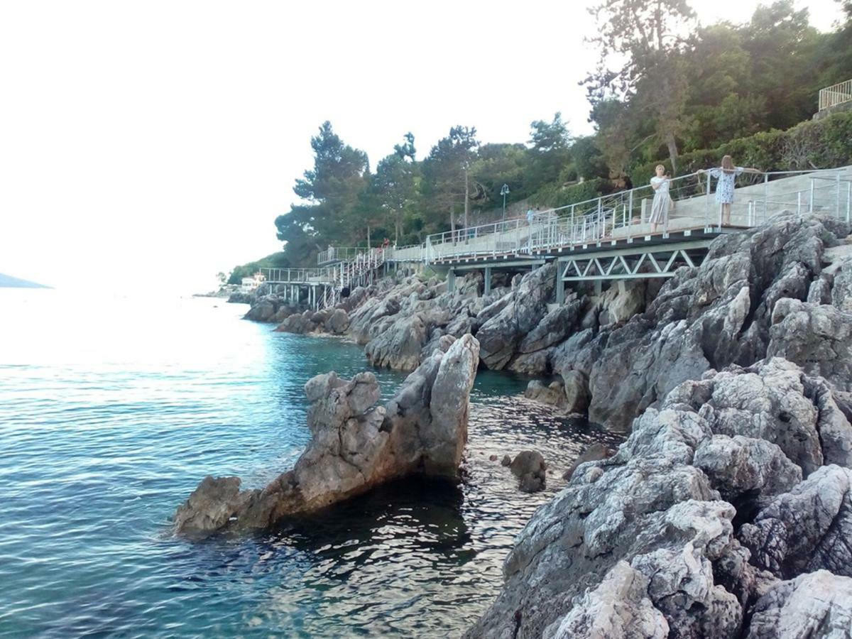 Apartments Lorinda Mošćenička Draga Esterno foto